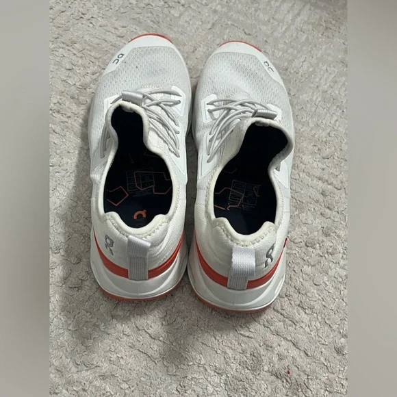 Kids On Cloud Sneakers - Picture 5 of 7